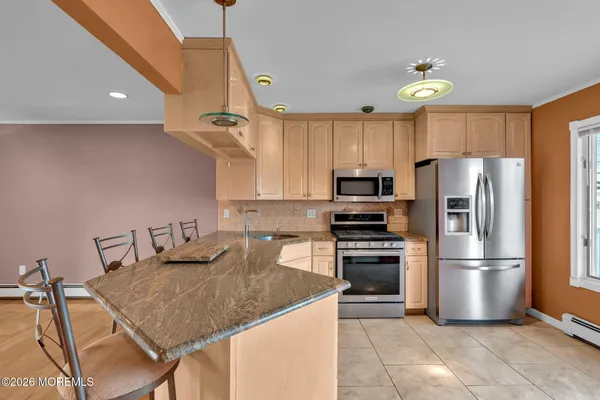 $749,900 | 40 Anchorage Drive, Toms River, NJ 08753
