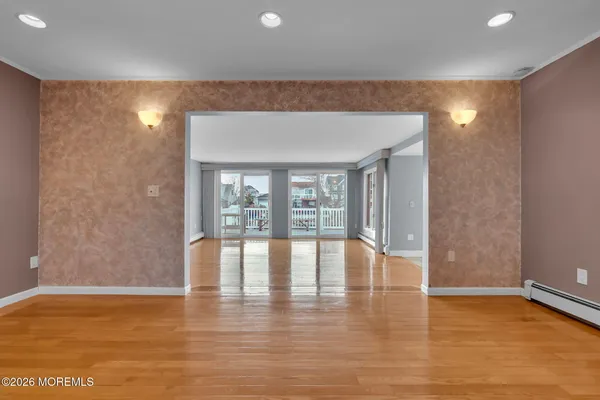 $749,900 | 40 Anchorage Drive, Toms River, NJ 08753