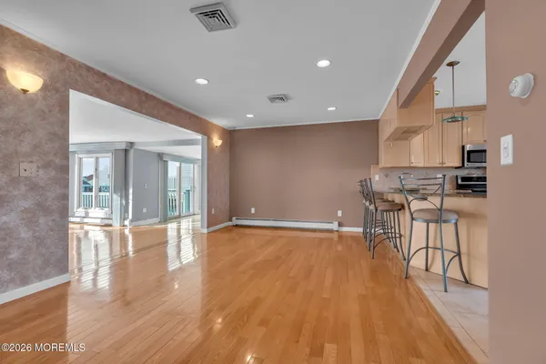 $749,900 | 40 Anchorage Drive, Toms River, NJ 08753