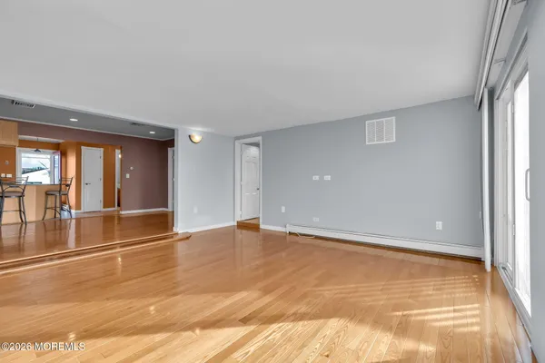 $749,900 | 40 Anchorage Drive, Toms River, NJ 08753