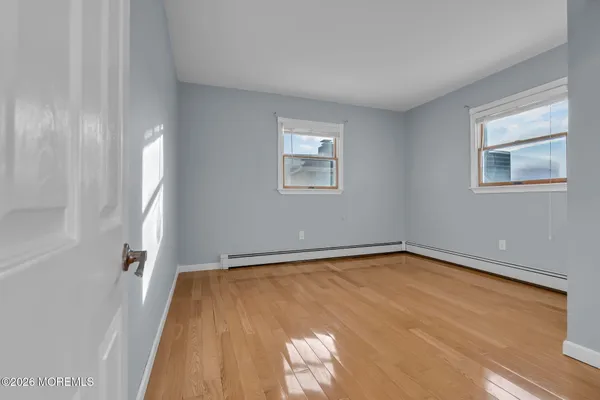 $749,900 | 40 Anchorage Drive, Toms River, NJ 08753