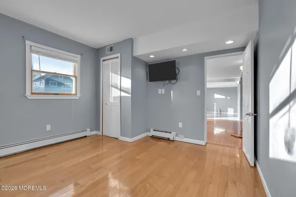 $749,900 | 40 Anchorage Drive, Toms River, NJ 08753