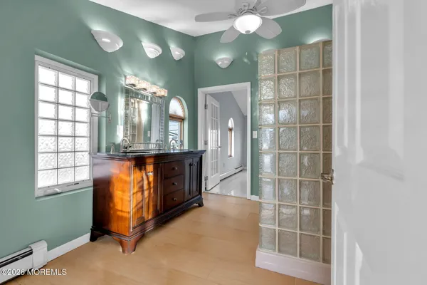 $749,900 | 40 Anchorage Drive, Toms River, NJ 08753