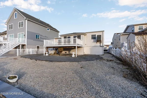 $749,900 | 40 Anchorage Drive, Toms River, NJ 08753