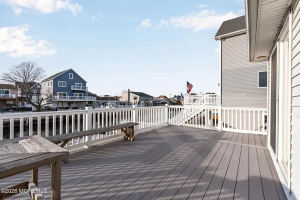 $749,900 | 40 Anchorage Drive, Toms River, NJ 08753