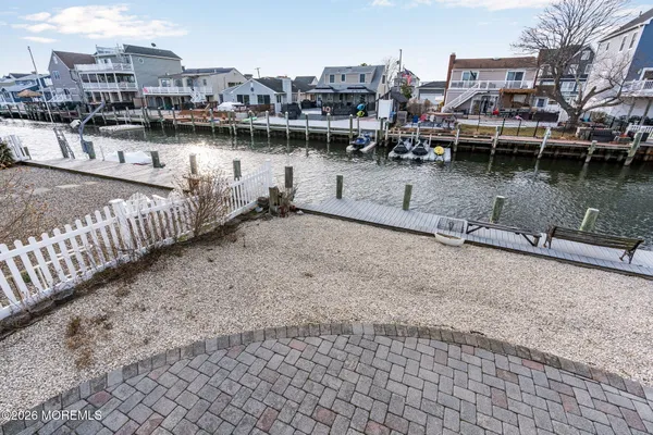 $749,900 | 40 Anchorage Drive, Toms River, NJ 08753