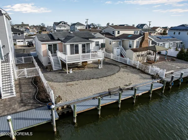 $749,900 | 40 Anchorage Drive, Toms River, NJ 08753