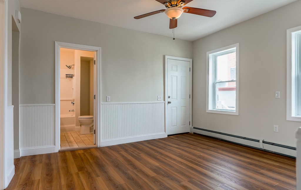 833 Grinnell Street Fall River, MA 02721 - Photo 2 of 42