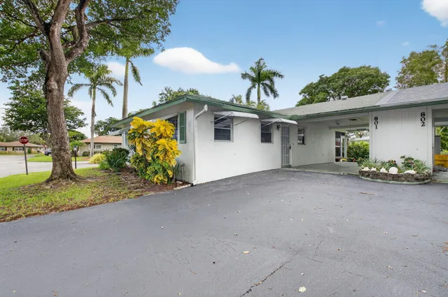 a view of a house with a outdoor space