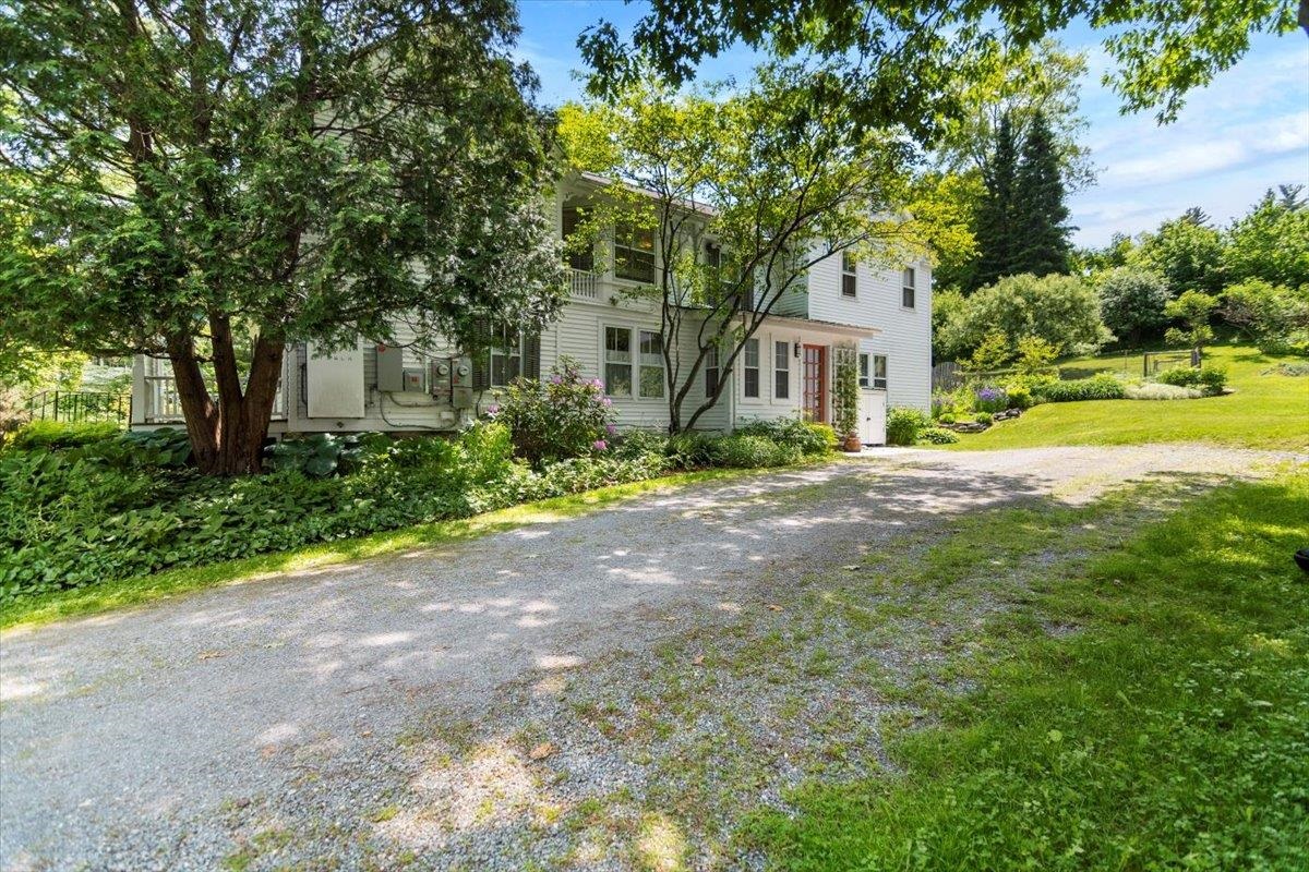 23 Mechanic Street Bennington, VT 05257 - Photo 4 of 53 Gallery Image 4