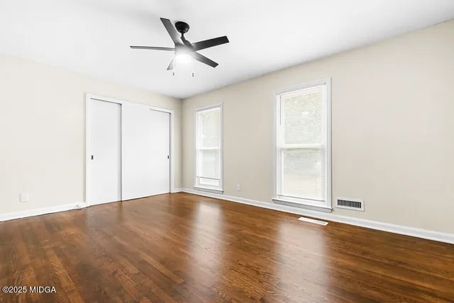 $214,000 | 127 Edna Place, Warner Robins, GA 31093