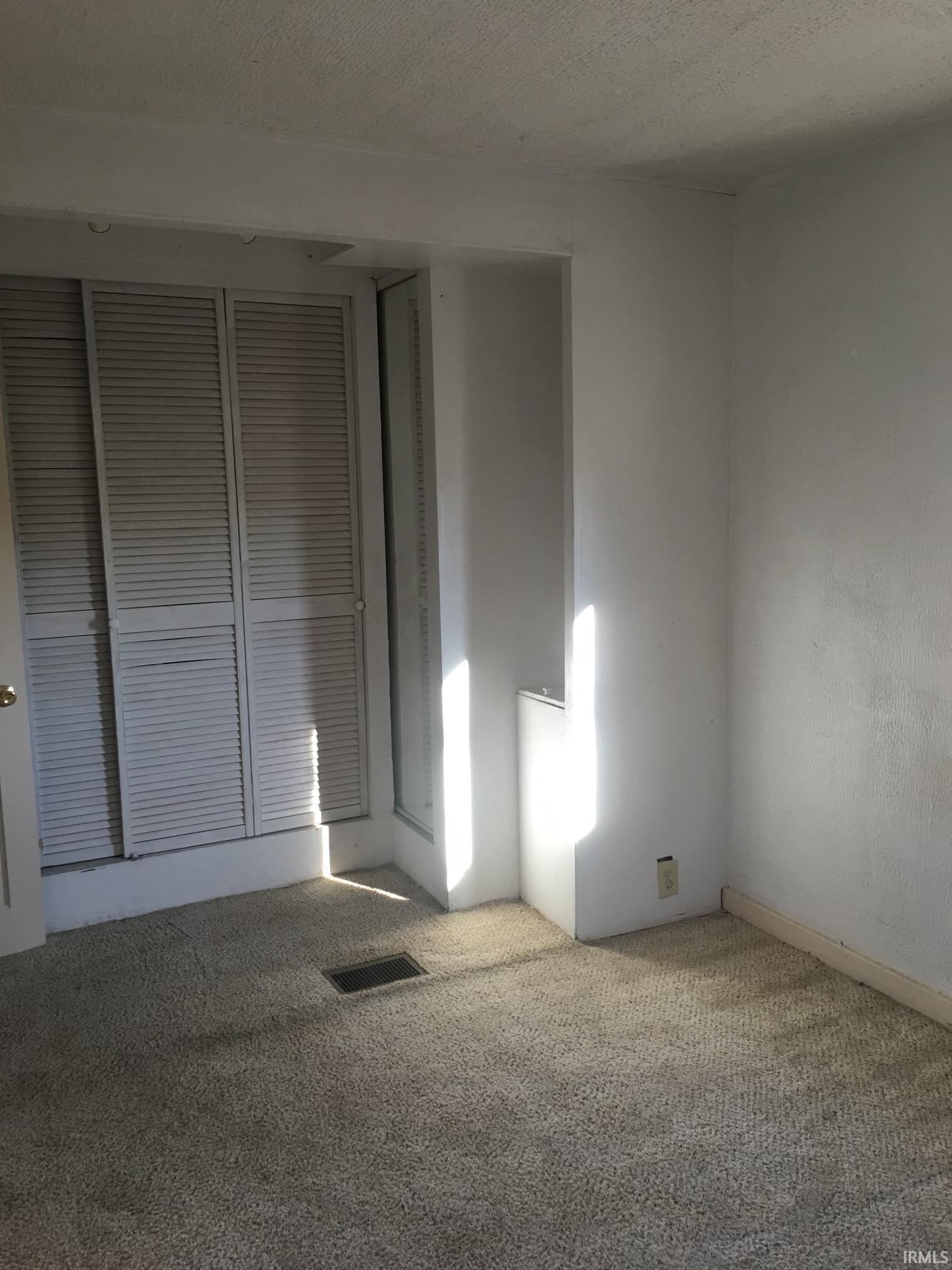 16974 Douglas Road Mishawaka, IN 46545 - Photo 5 of 6