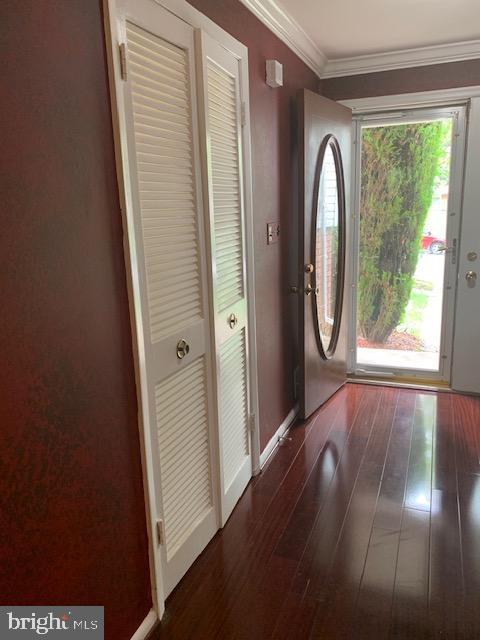 4602 Hawksbury Road Pikesville, MD 21208 - Photo 3 of 9