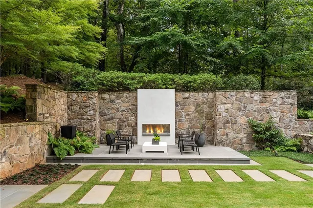 $30,000 | 1640 Winterthur Close Northwest, Atlanta, GA 30328