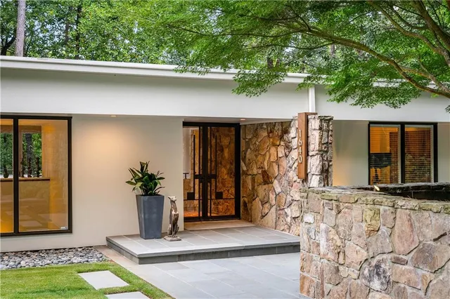 $30,000 | 1640 Winterthur Close Northwest, Atlanta, GA 30328