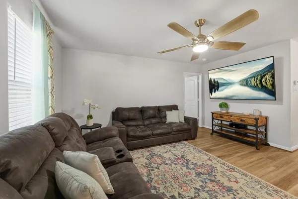 $217,999 | 3031 Apache, Willis, TX 77378