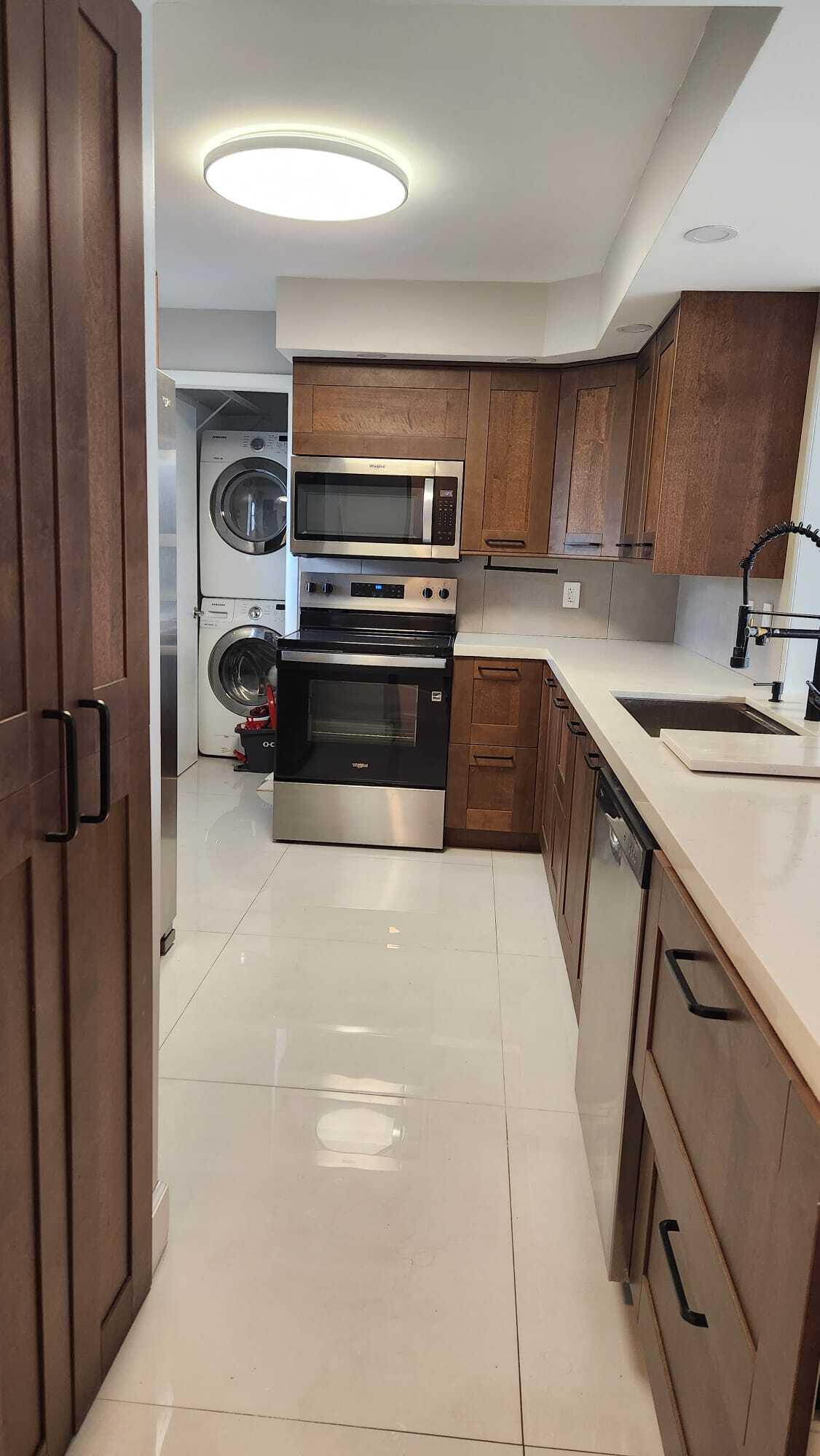 5301 Northwest 2nd Avenue, Unit 307 Boca Raton, FL 33487 - Photo 13 of 34 811f1d8d-fe5c-436b-822e-047e58136415