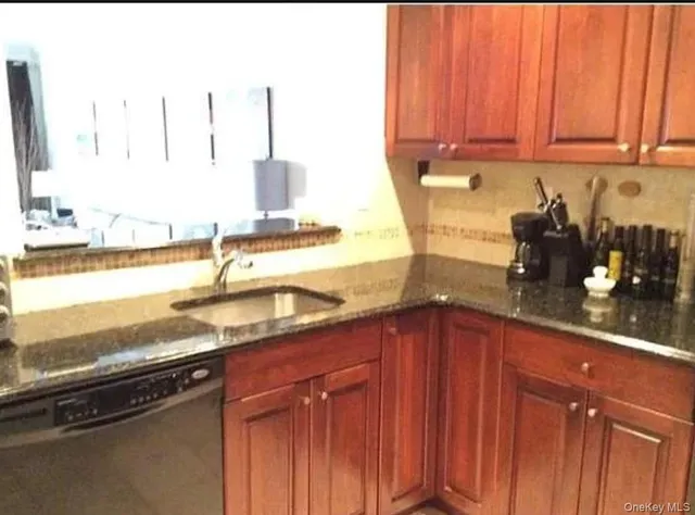 $2,900 | 3 Cross Street, Unit 304, Suffern, NY 10901