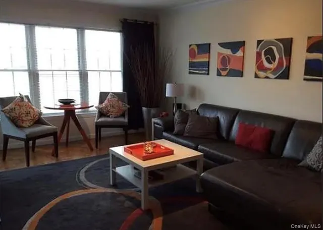 $2,900 | 3 Cross Street, Unit 304, Suffern, NY 10901