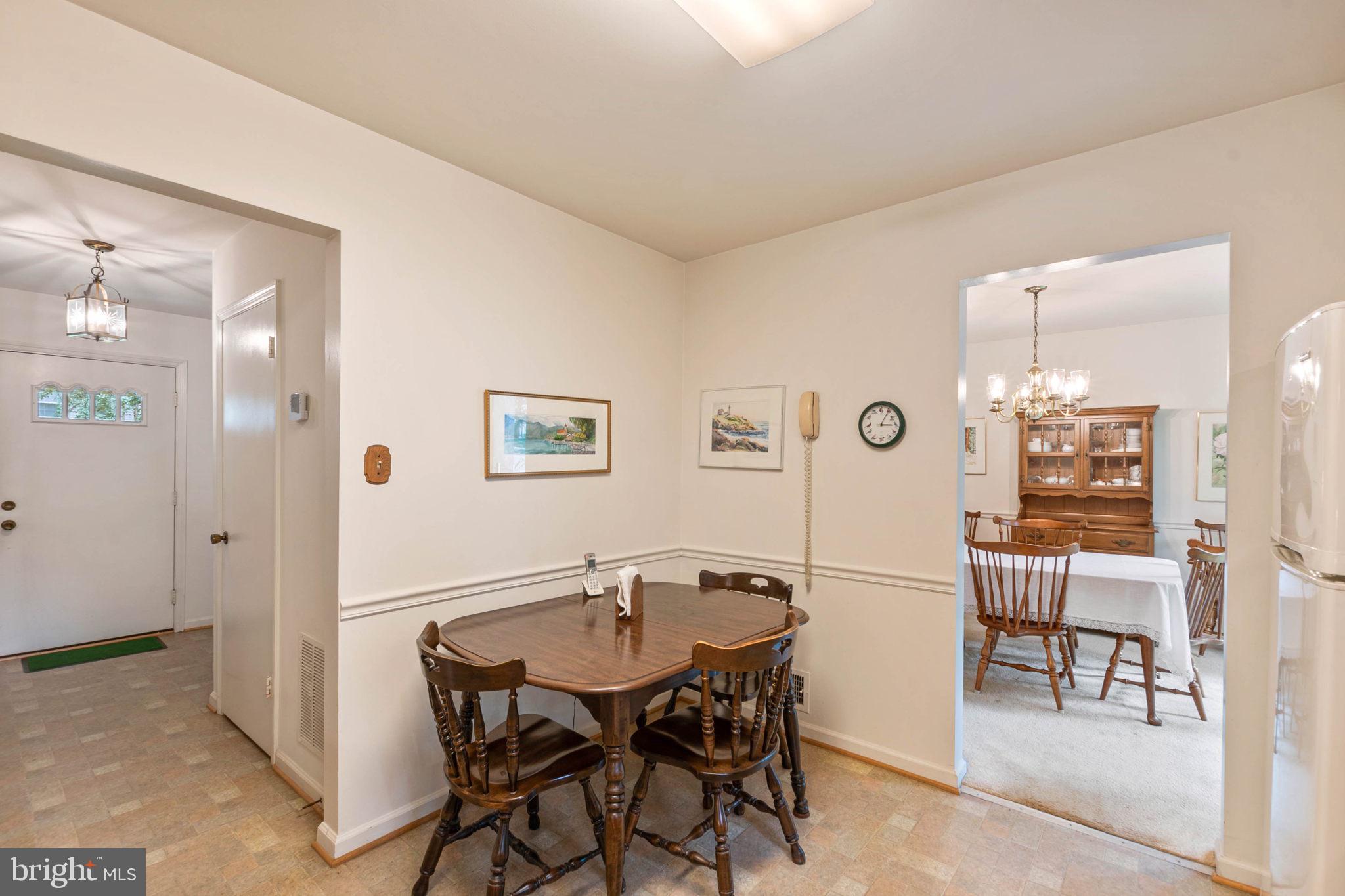 10185 Marshall Pond Road Burke, VA 22015 - Photo 12 of 37 Gallery Image 12