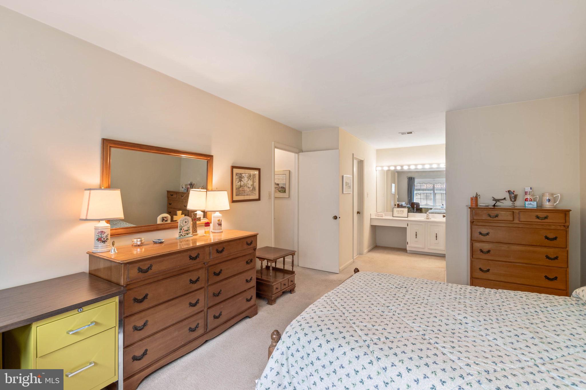 10185 Marshall Pond Road Burke, VA 22015 - Photo 20 of 37 Gallery Image 20