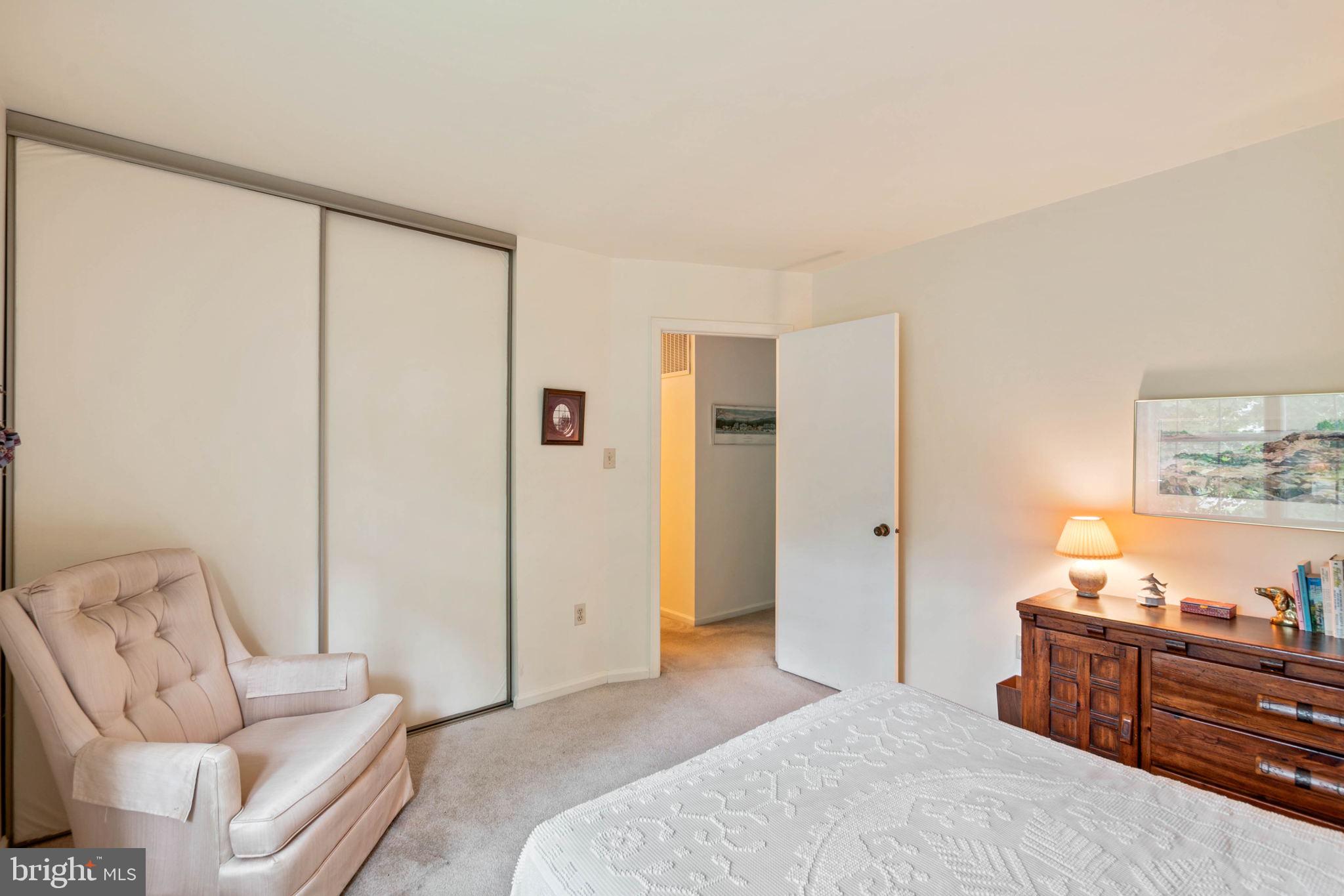 10185 Marshall Pond Road Burke, VA 22015 - Photo 26 of 37 Gallery Image 26