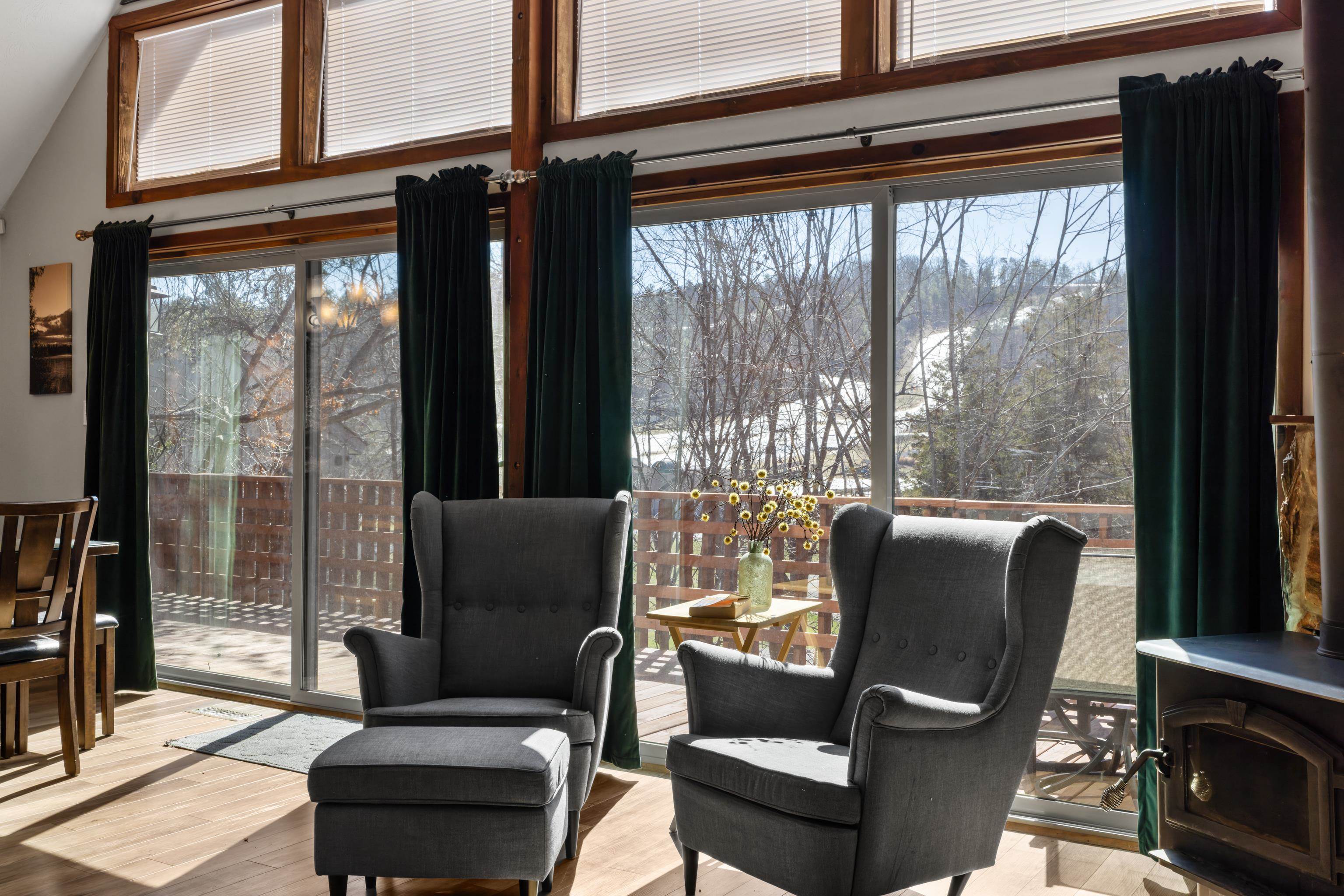 673 Killmon Road Basye, VA 22810 - Photo 4 of 74 a living room with furniture and a window