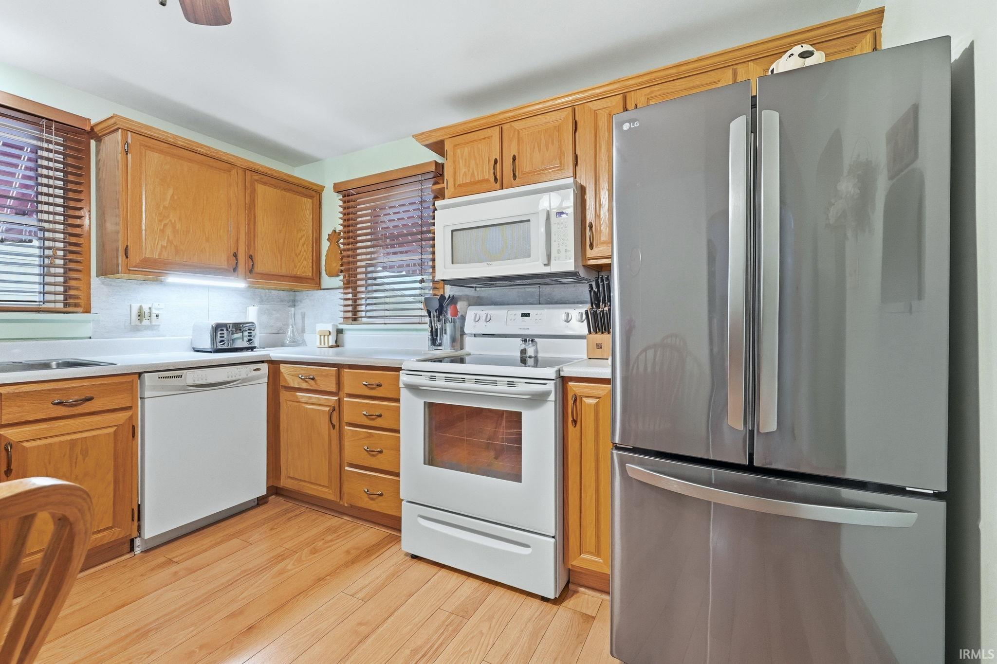 7314 Bluffton Road Fort Wayne, IN 46809 - Photo 10 of 32