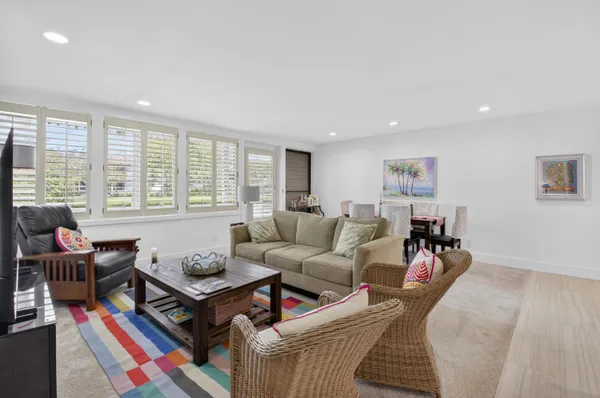 $375,000 | 19981 Boca W Drive, Unit 19981, Boca Raton, FL 33434