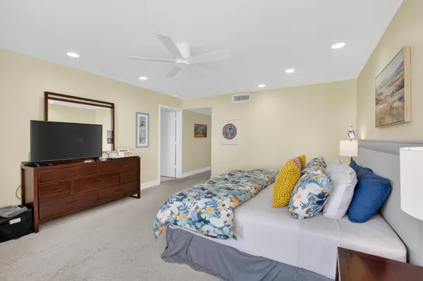 $375,000 | 19981 Boca W Drive, Unit 19981, Boca Raton, FL 33434