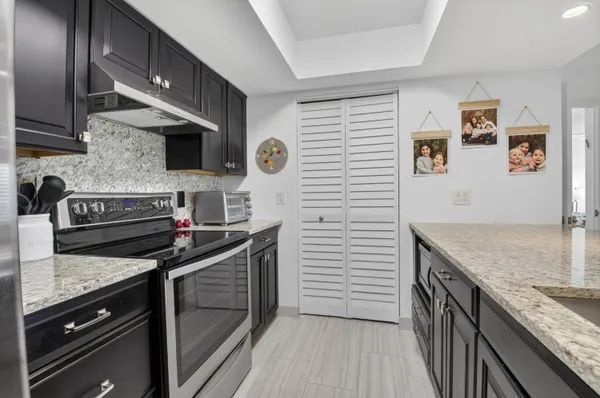 $375,000 | 19981 Boca W Drive, Unit 19981, Boca Raton, FL 33434