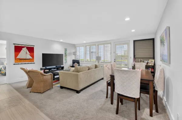 $375,000 | 19981 Boca W Drive, Unit 19981, Boca Raton, FL 33434