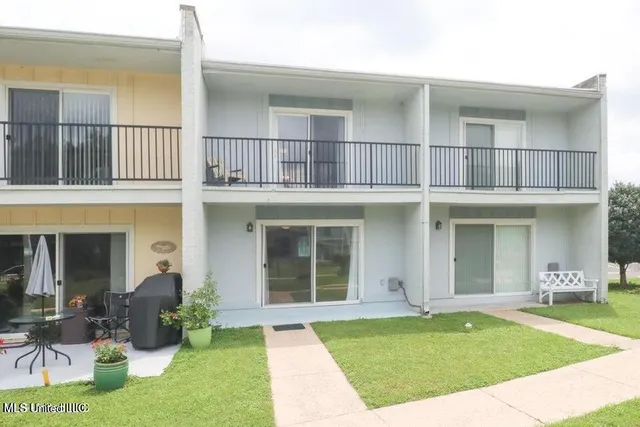 $1,150 | 3230 Cumberland Road, Unit 39, Ocean Springs, MS 39564