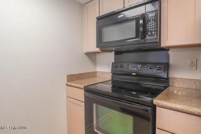 $1,150 | 3230 Cumberland Road, Unit 39, Ocean Springs, MS 39564