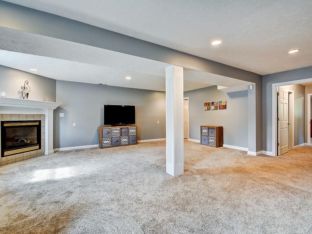 931 Apple Valley Road Greenwood, IN 46142 - Photo 15 of 24 Gallery Image 15
