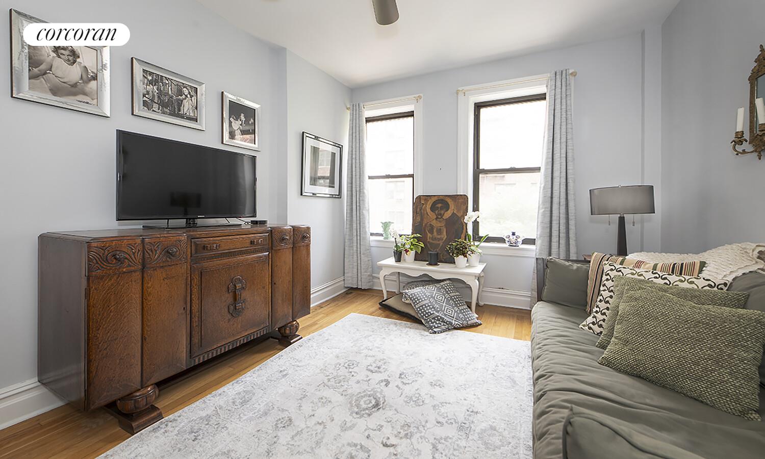 333 East 80th Street, Unit 3G Manhattan, NY 10075 - Photo 4 of 9