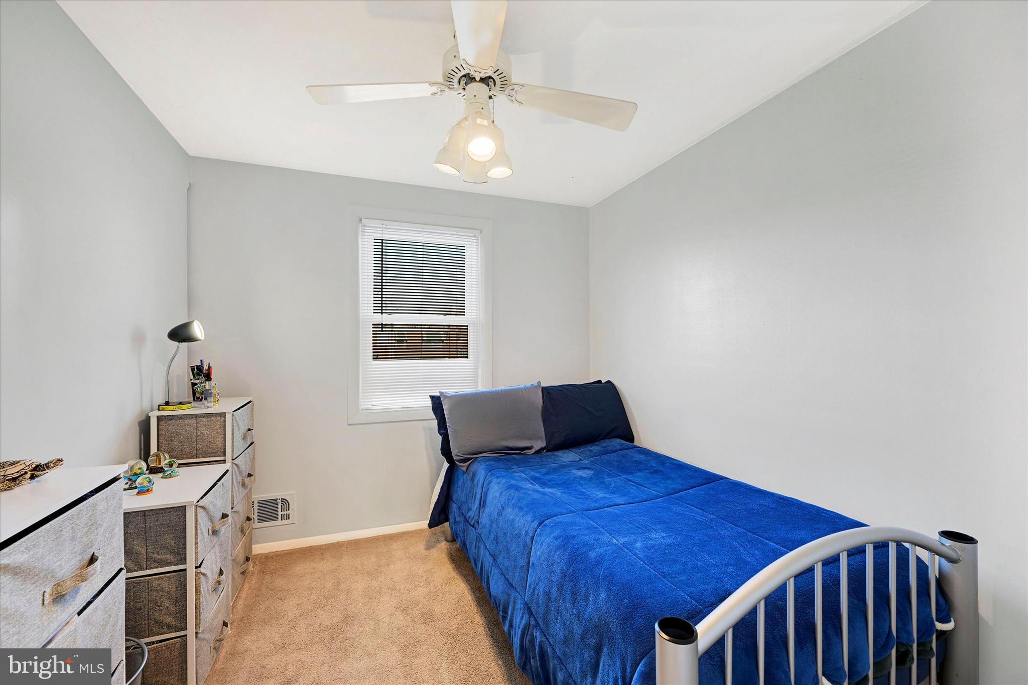 4252 Labyrinth Road Baltimore, MD 21215 - Photo 11 of 18