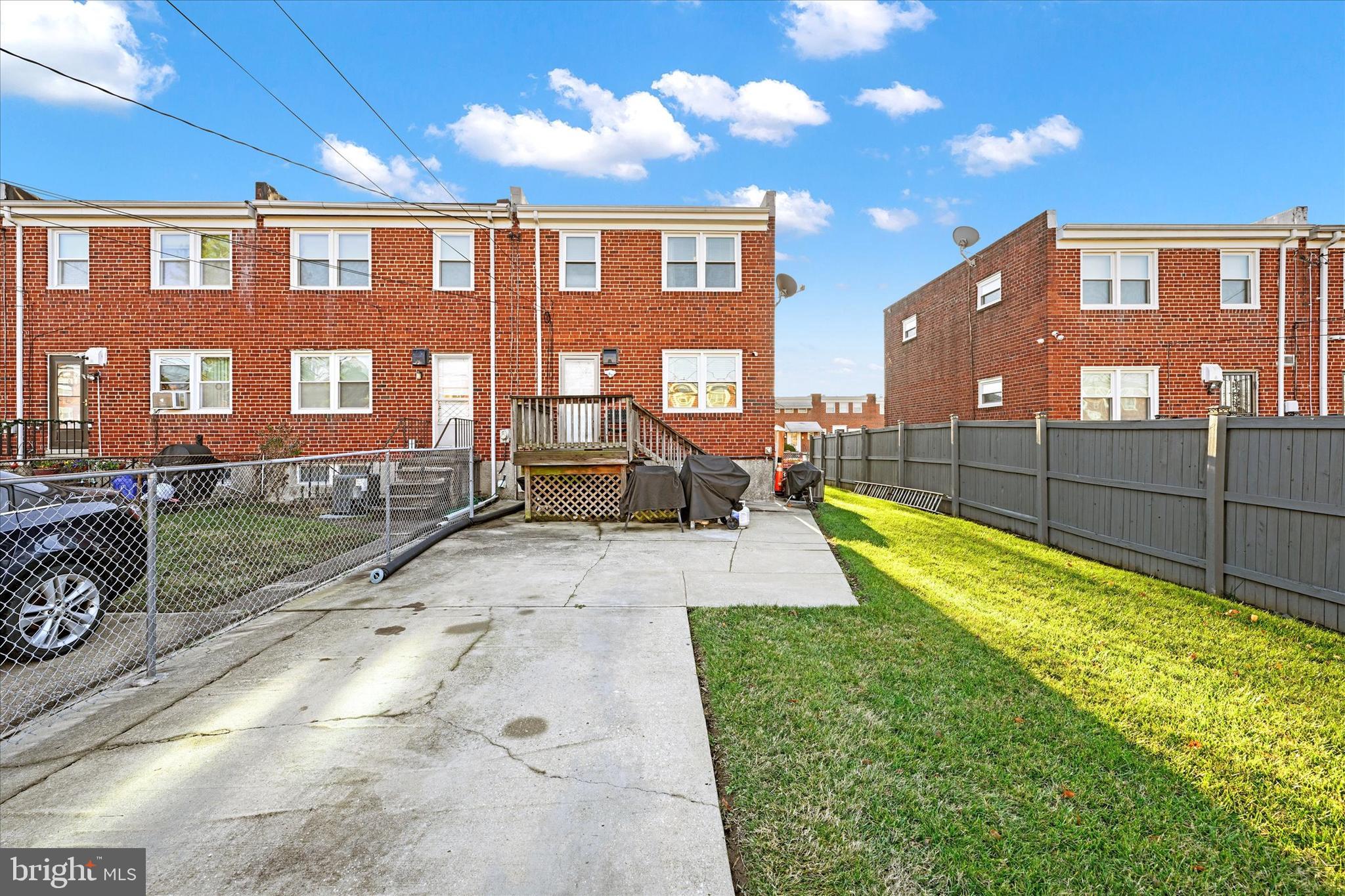 4252 Labyrinth Road Baltimore, MD 21215 - Photo 17 of 18