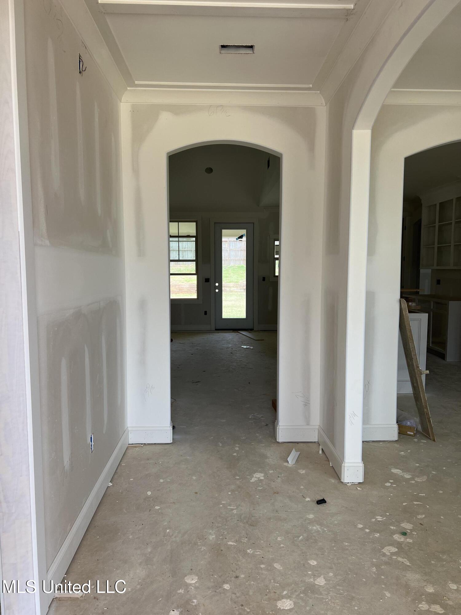 615 Cobalt Way Brandon, MS 39042 - Photo 2 of 6 image