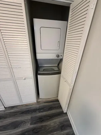 $2,100 | 7210 Northwest 179th Street, Unit 203, Hialeah, FL 33015