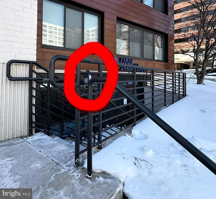 700 Roeder Road, Unit 103 Silver Spring, MD 20910 - Photo 18 of 20 Lockbox location