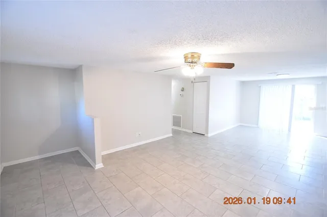 $2,045 | 17707 Sunrise Drive, Lutz, FL 33549
