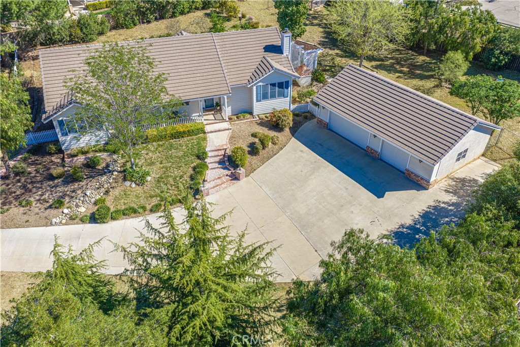 11340 Morgan Road Agua Dulce, CA 91390 - Photo 2 of 60 a view of a house with a yard