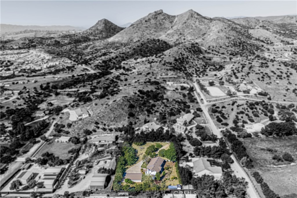 11340 Morgan Road Agua Dulce, CA 91390 - Photo 10 of 60