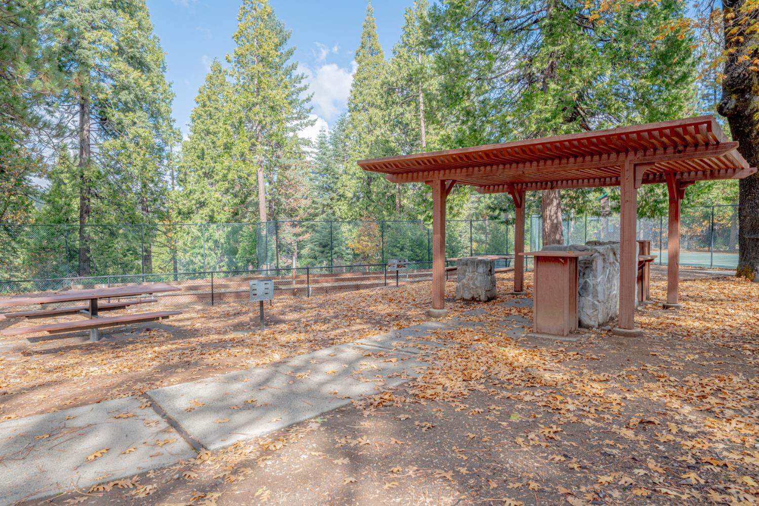 1002 Manuel Road Arnold, CA 95223 - Photo 31 of 34