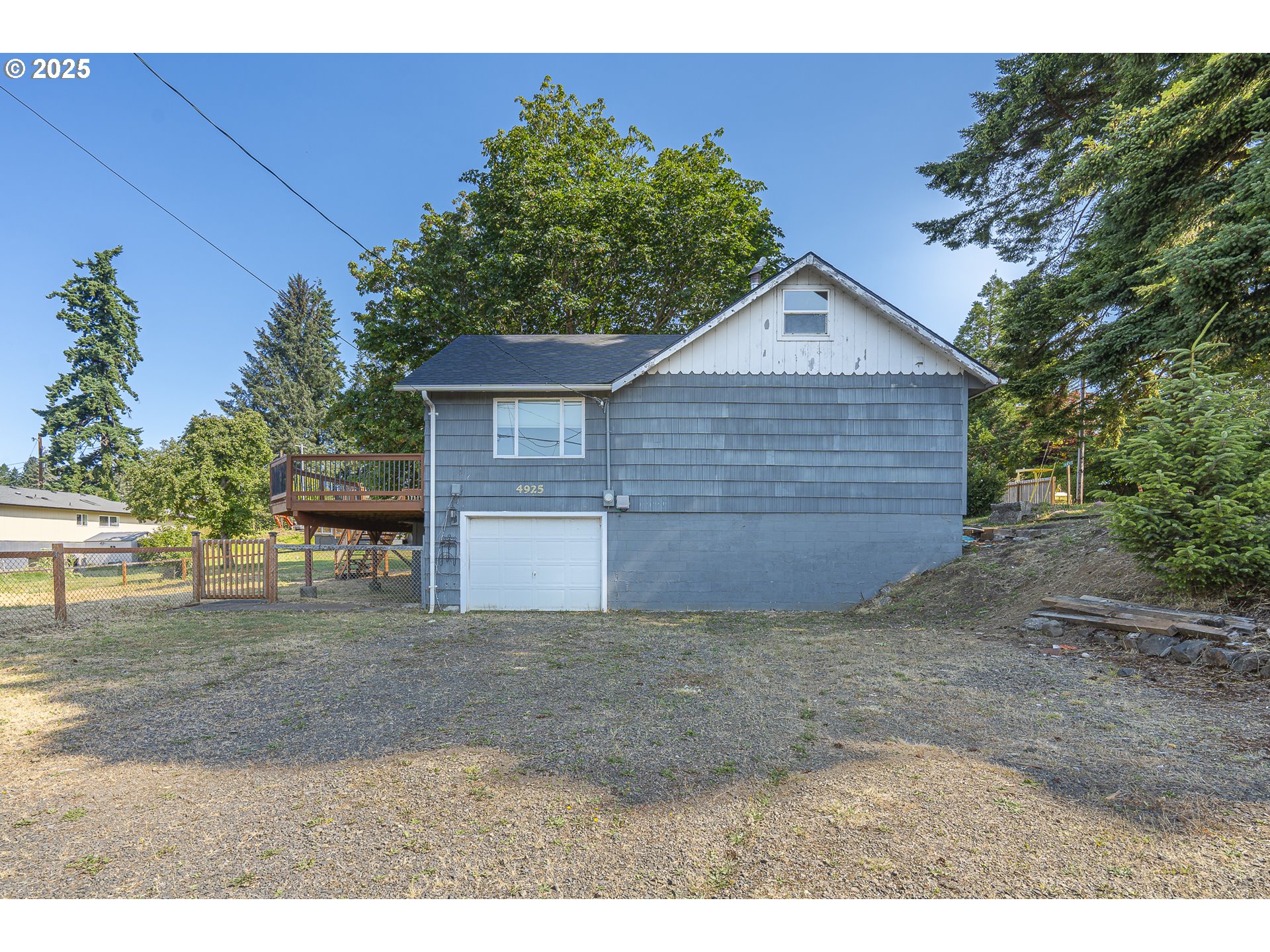 4925 Northeast 49th Street Neotsu, OR 97364 - Photo 5 of 39