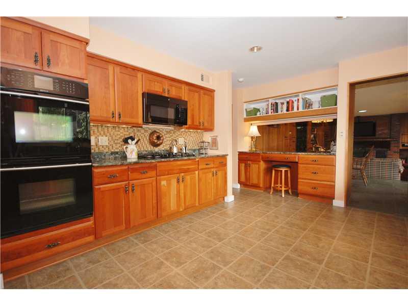 105 Ridgedale Lane Fox Chapel, PA 15238 - Photo 5 of 25 Kitchen.