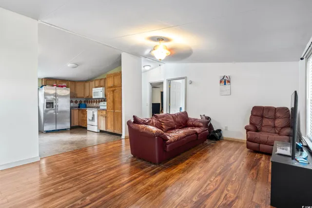 $865,000 | 1585 Daisy Road, Loris, SC 29569