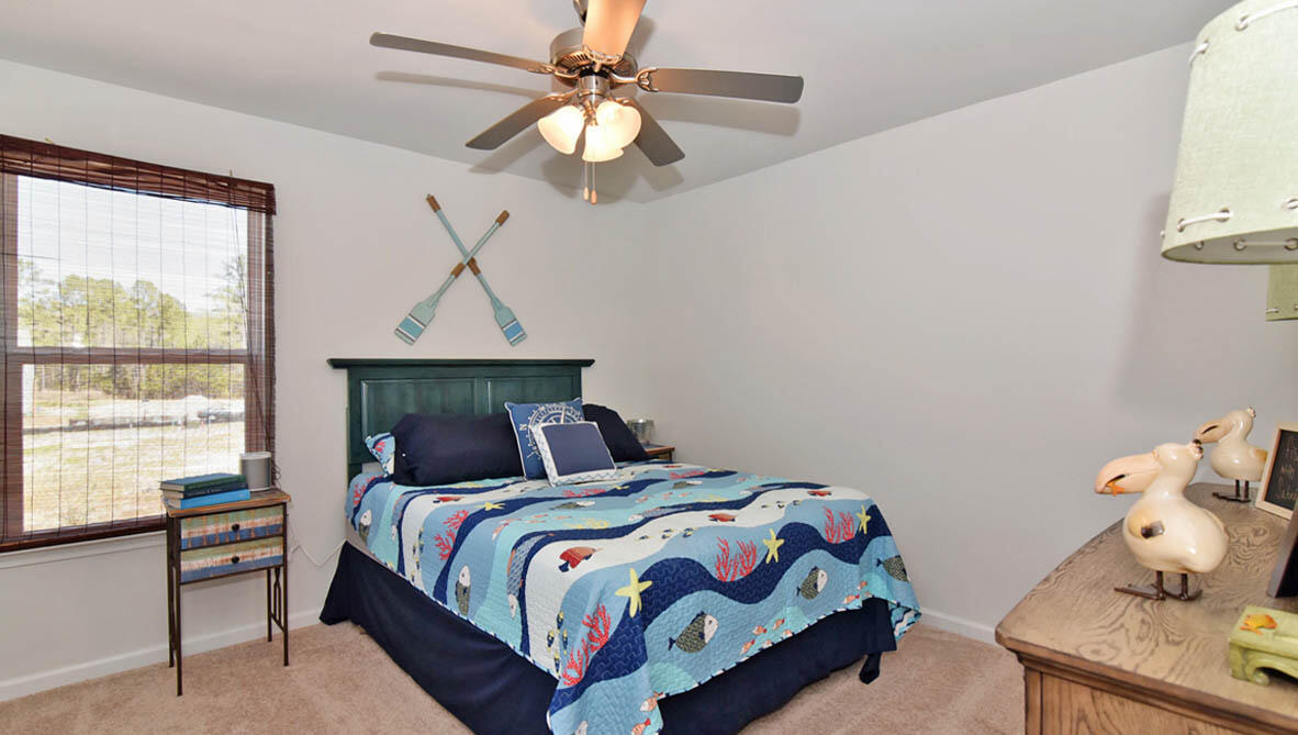 424 Cedarview Road Summerville, SC 29486 - Photo 7 of 26 Galen Furnished Interior (5)