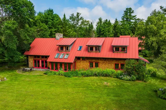 $1,100,000 | 58 Bear Tree Road, Orford, NH 03777